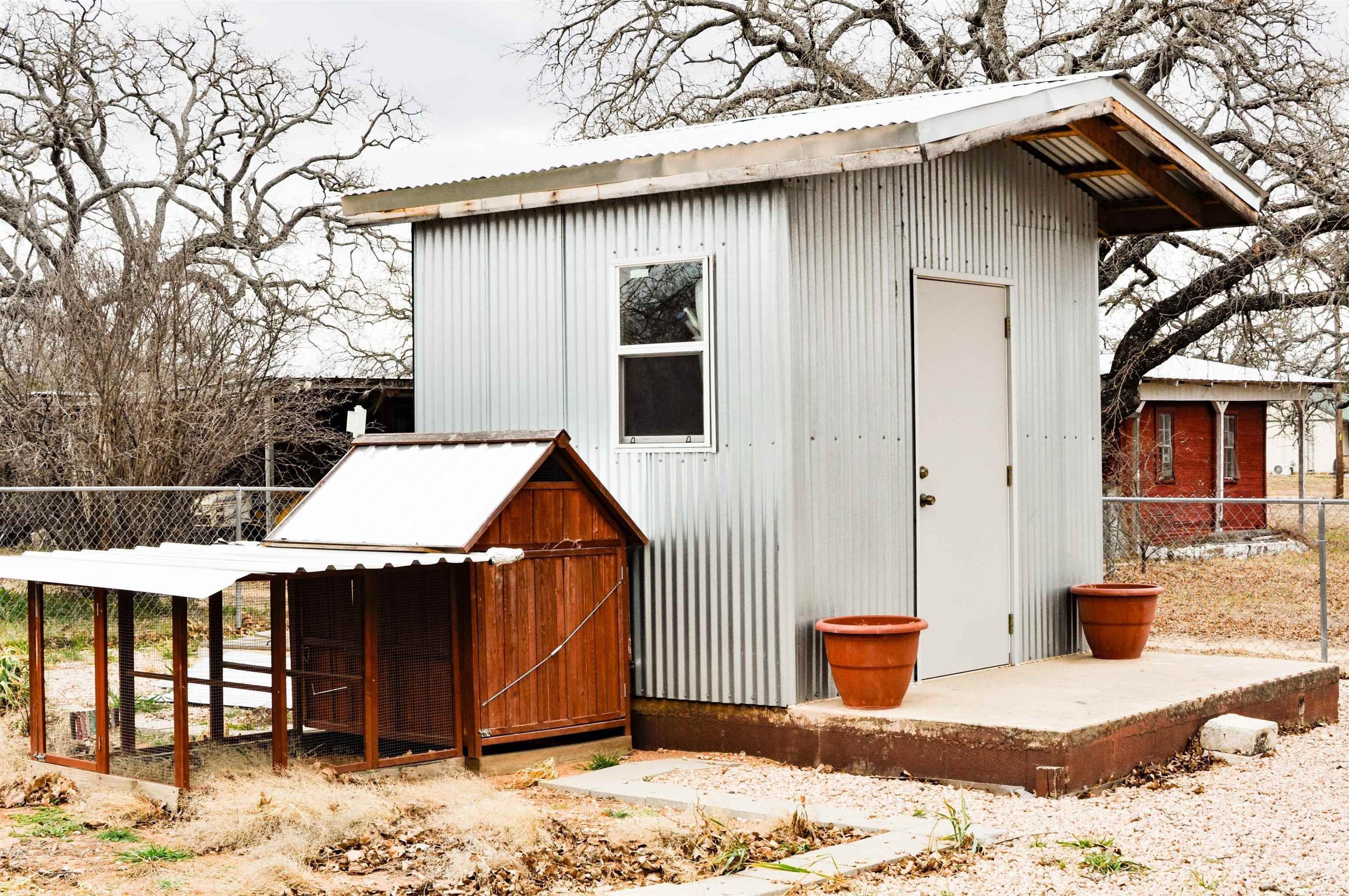 18. Single Family Homes at 600 Kathleen Buchanan Dam, Texas 78609 United States
