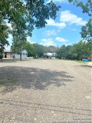 Commercial for Sale at 906 12th Street Bandera, Texas 78003 United States