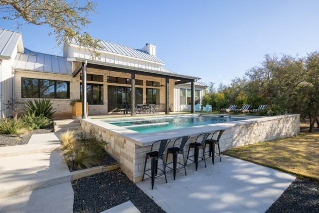 Residential at 2106 Upper Branch Dripping Springs, Texas United States