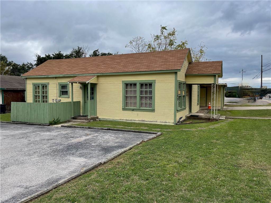 Property for Sale at 309 E Polk Street Burnet, Texas 78611 United States