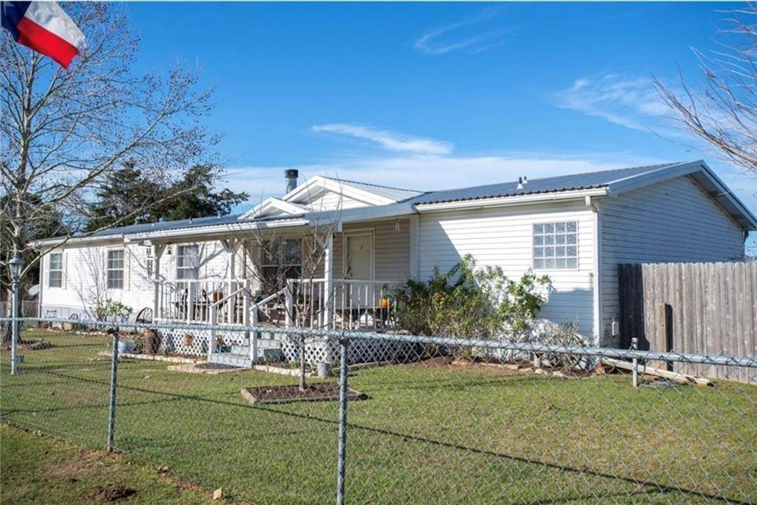 Mobile Homes for Sale at 372 Hofferek Road Rosanky, Texas 78953 United States