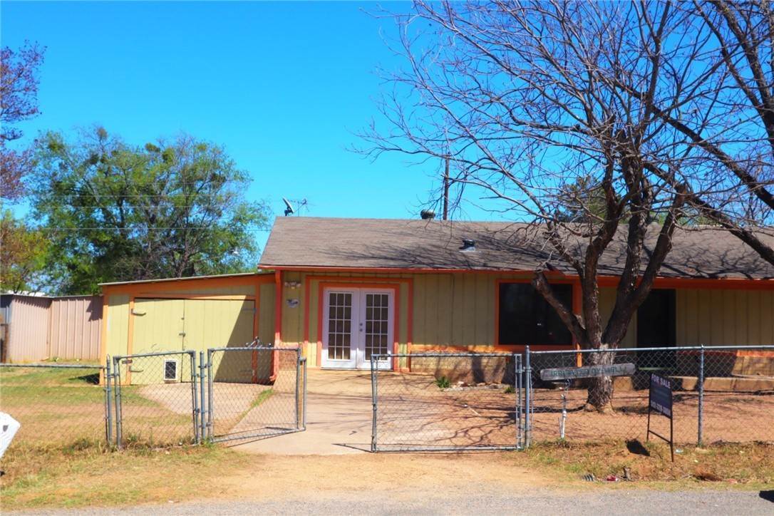 Single Family Homes por un Venta en 851 Aspen Lane Cottonwood Shores, Texas 78657 Estados Unidos