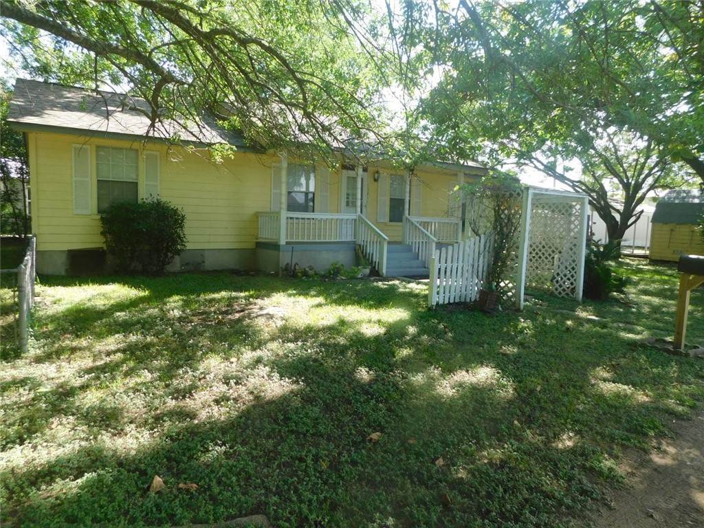 Property for Sale at 1301 2nd Street Smithville, Texas 78957 United States