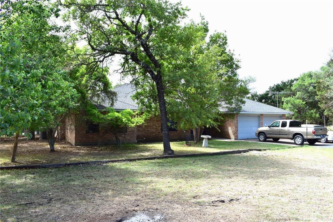 Single Family Homes for Sale at 2385 County Road 1020 Lampasas, Texas 76550 United States