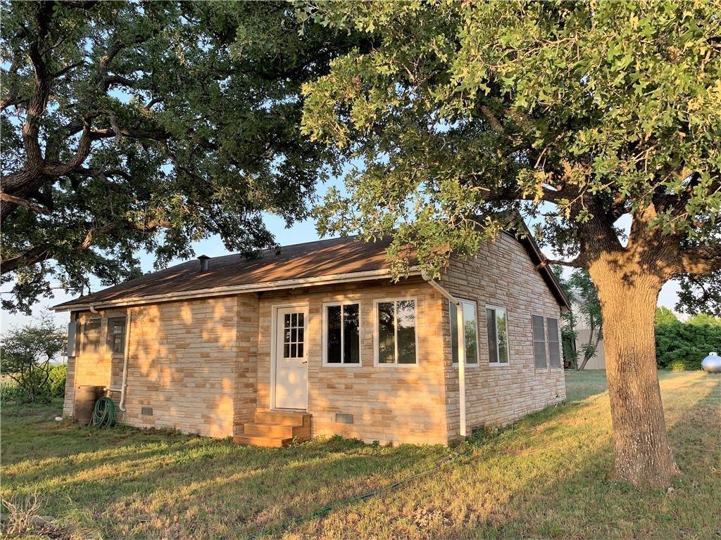 Single Family Homes for Sale at 4038 County Road 227 Cameron, Texas 76520 United States