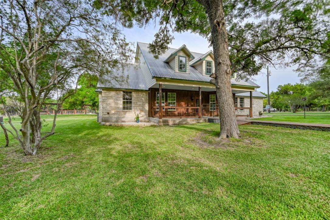Single Family Homes por un Venta en 2551 County Road 207 Lampasas, Texas 76550 Estados Unidos