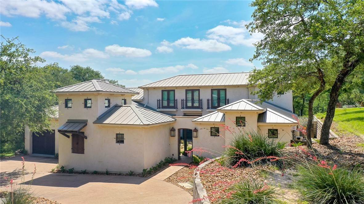 Single Family Homes for Sale at 102 Delores Avenue La Grange, Texas 78945 United States