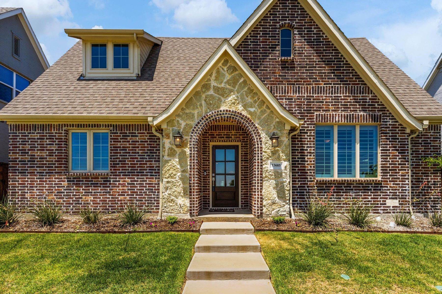 Single Family Homes for Sale at 13605 Sweetwalk Place, Aledo, TX, 76008 13605 Sweetwalk Place Aledo, Texas 76008 United States