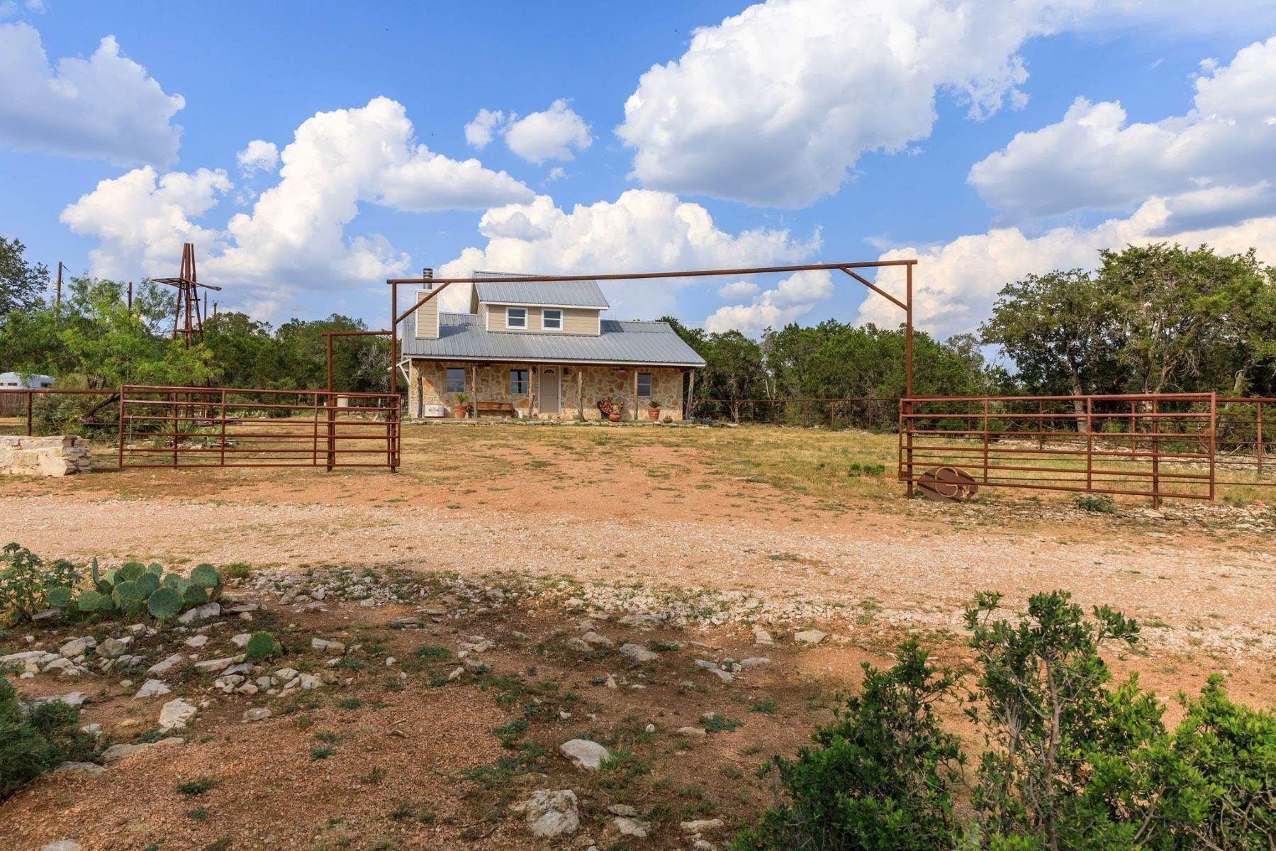 17. Farm and Ranch Properties at 154 Chevelle Road Bluffton, Texas 78607 United States