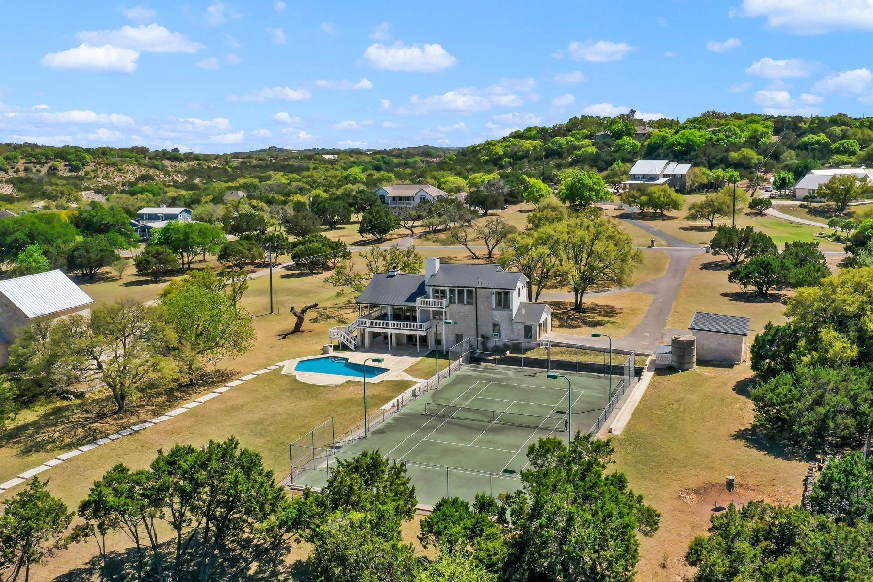 40. Single Family Homes at 312 Lake View Drive Boerne, Texas 78006 United States