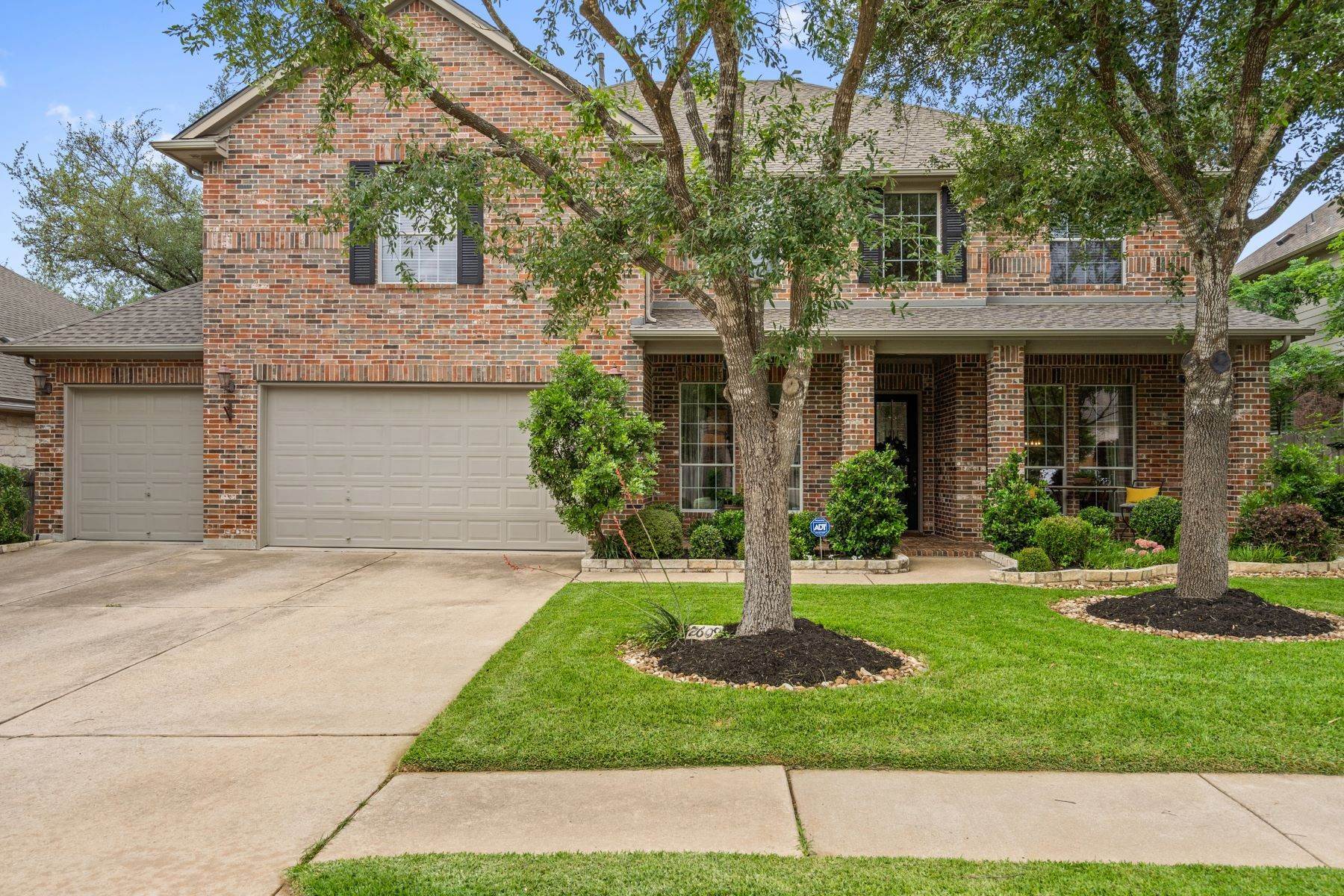 Single Family Homes for Sale at Stylish and Sophisticated Home in the Ranch at Deer Creek 2609 Passion Flower Pass Cedar Park, Texas 78613 United States