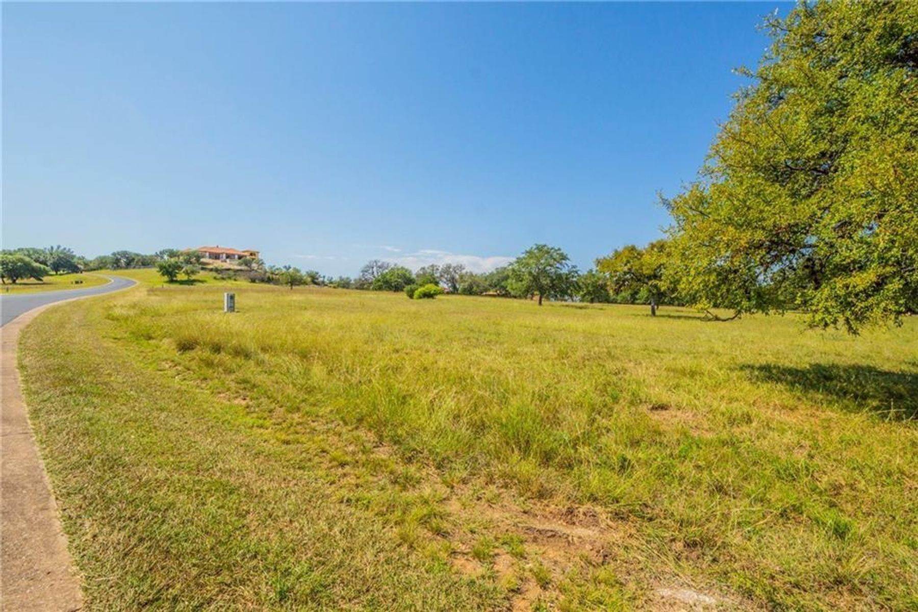 11. Land at 27427 Waterfall Hill Parkway Spicewood, Texas 78669 United States