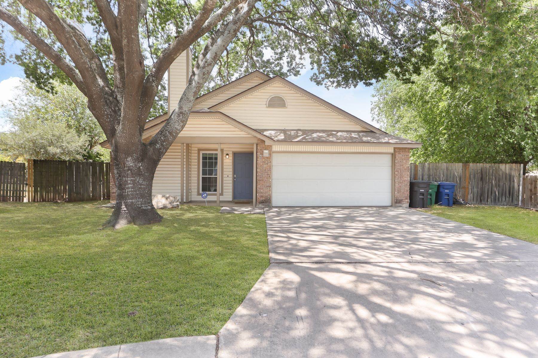 1. Single Family Homes at 12259 Ridge Spur Street San Antonio, Texas 78247 United States