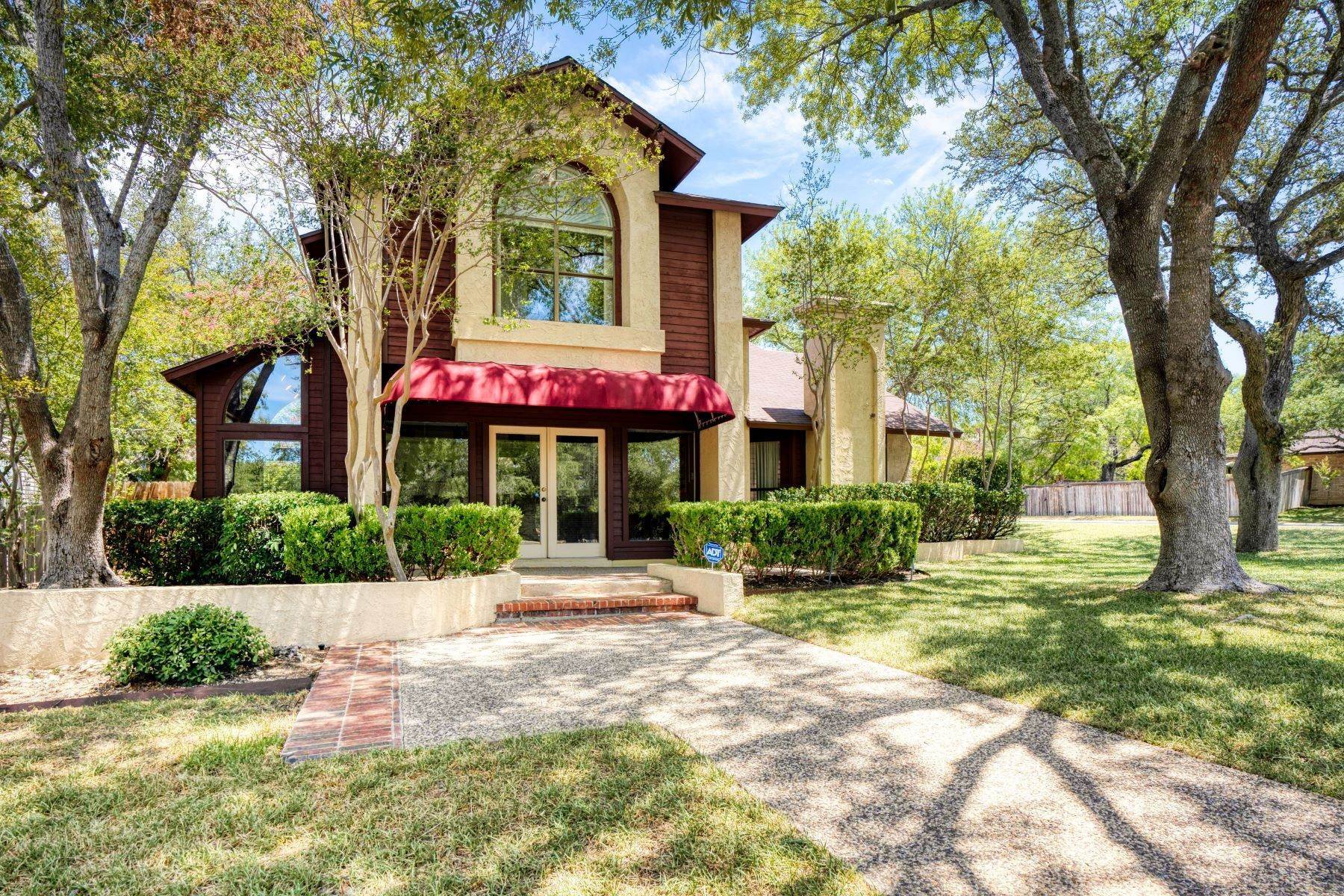 2. Single Family Homes at 13915 Shire Oak Street San Antonio, Texas 78247 United States