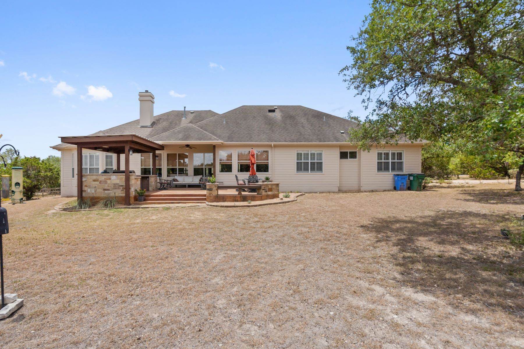 23. Single Family Homes at 308 Winchester Drive Dripping Springs, Texas 78620 United States