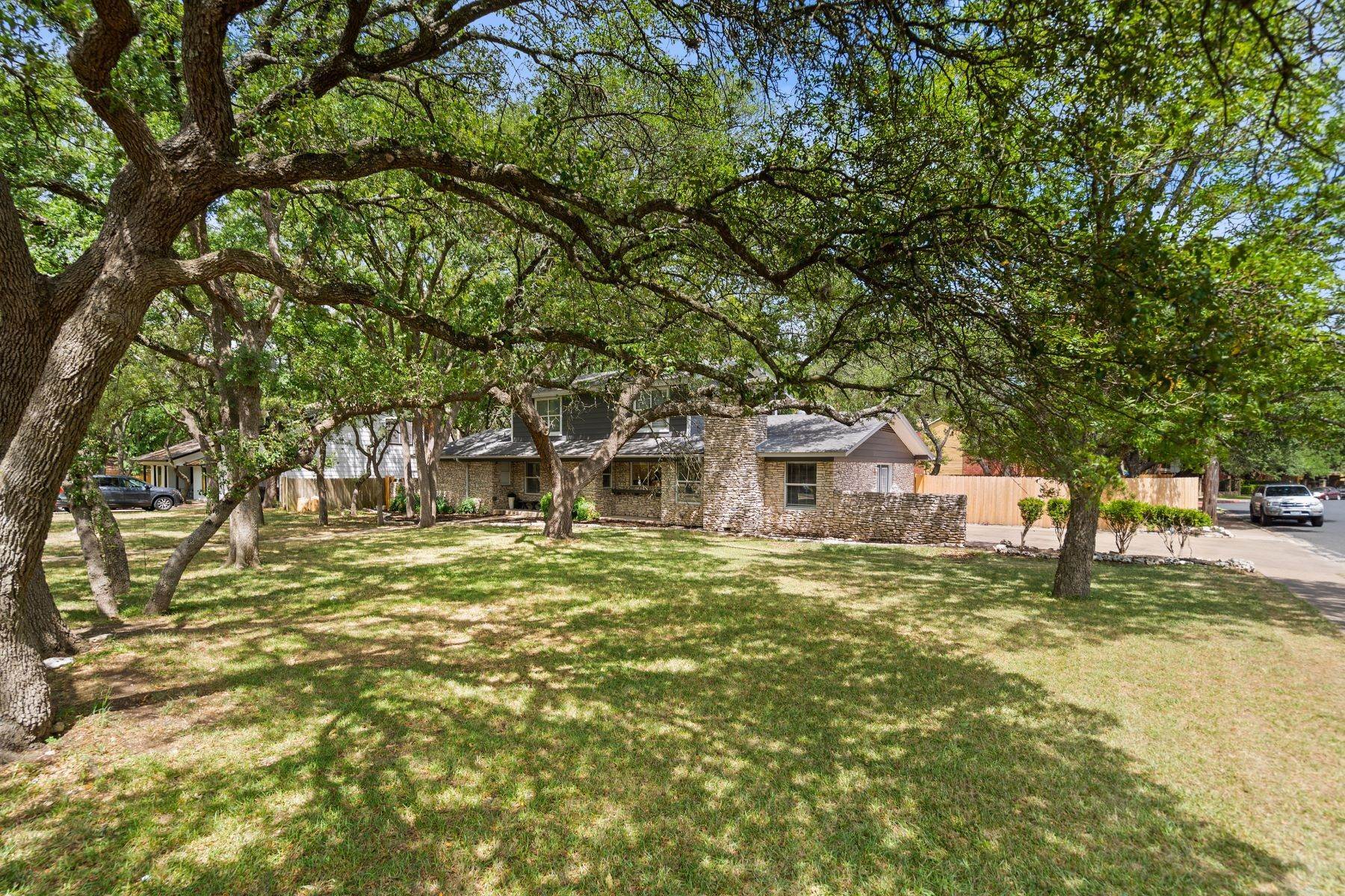 2. Single Family Homes at 10108 Hidden Meadow Drive Austin, Texas 78750 United States