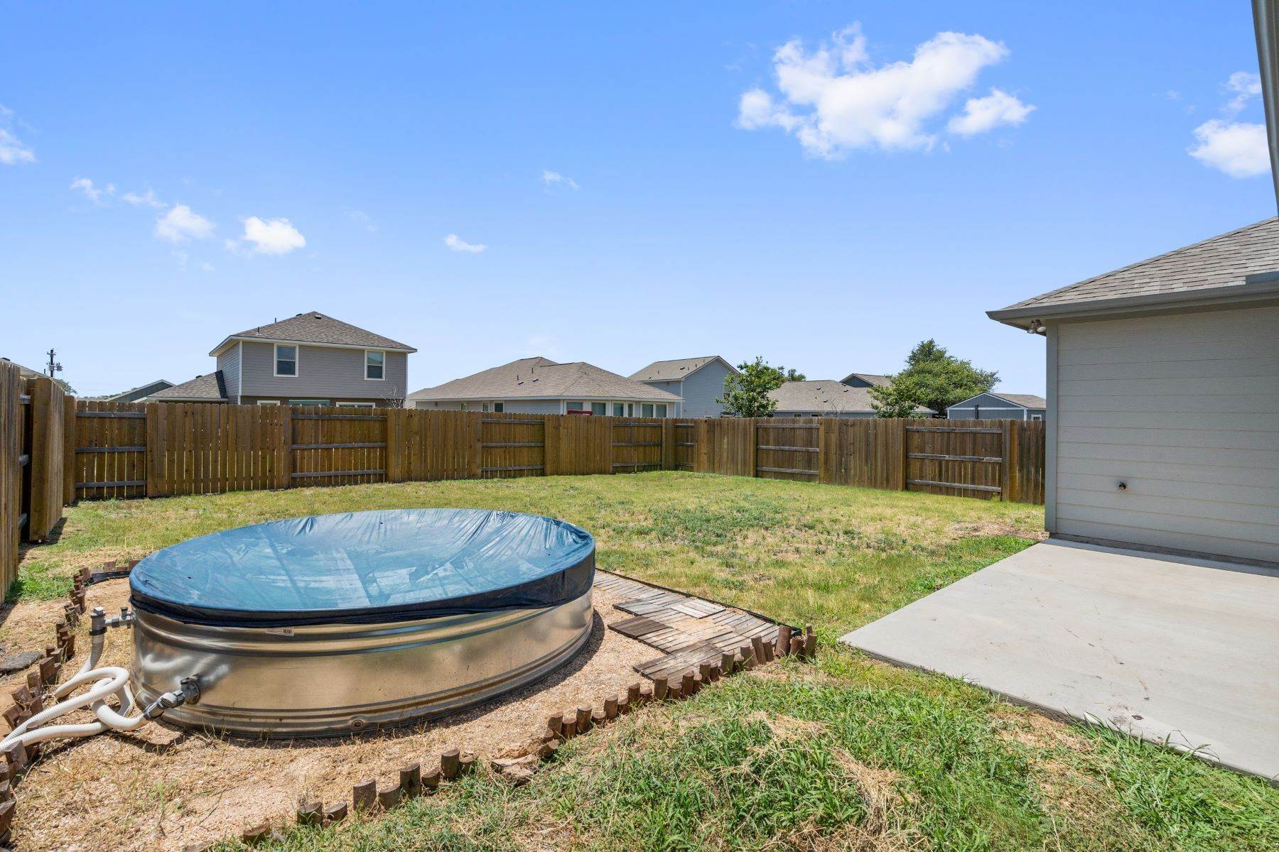 30. Single Family Homes at 236 Trellis Boulevard Leander, Texas 78641 United States