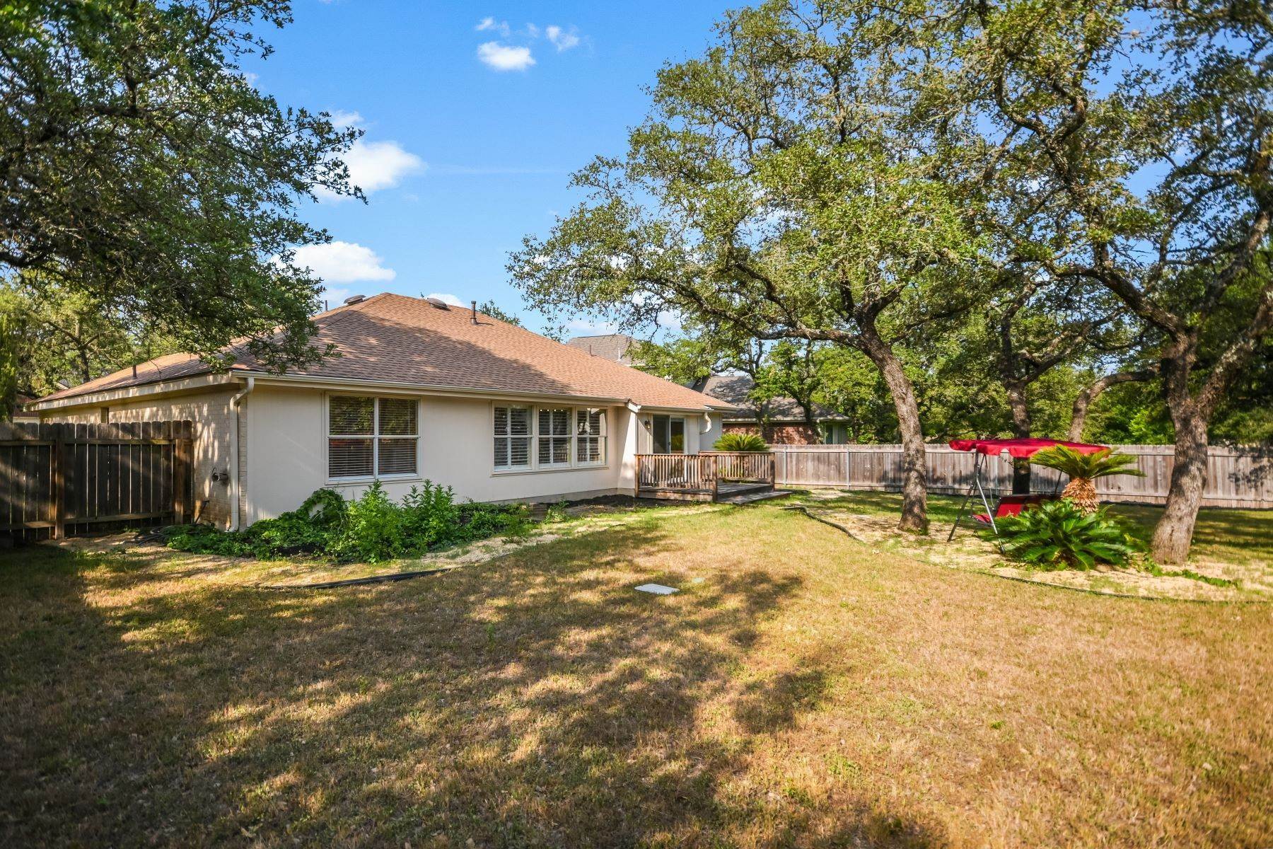 4. Single Family Homes at 6901 Gabion Drive Austin, Texas 78749 United States