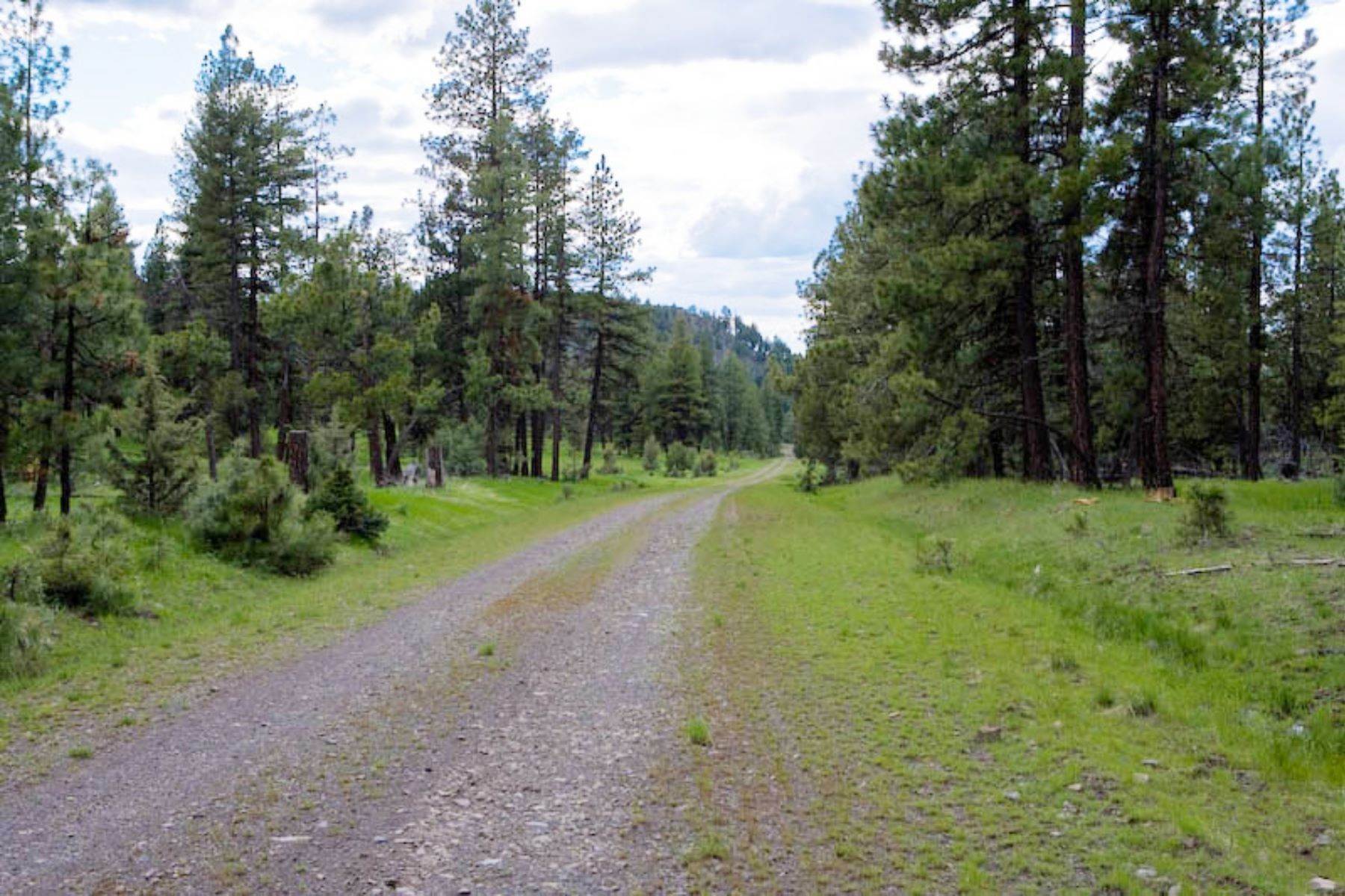 7. Farm and Ranch Properties at 27850 NE Old Wolf Creek Road Prineville, Oregon 97754 United States